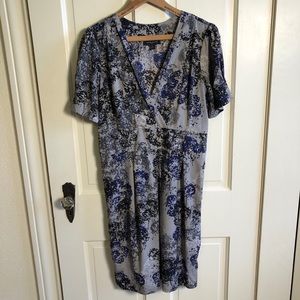 Banana Republic Surplice Front Dress Sz 10